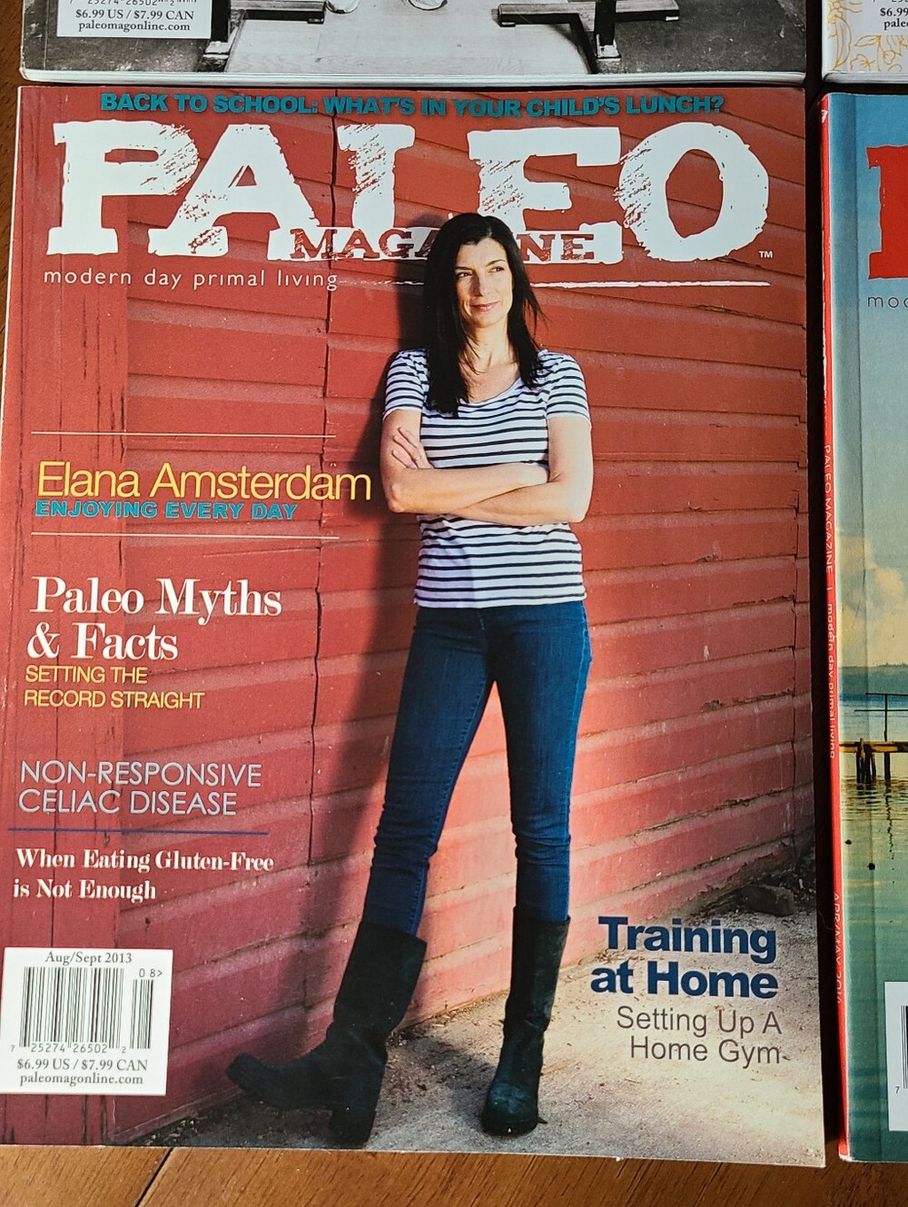 Paleo Magazine - 4 Back Issues Primal Living Recipes Diet Lifestyle Gluten Free - Picture 3 of 5